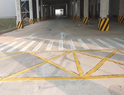 阳泉阳泉厂区道路标线施工